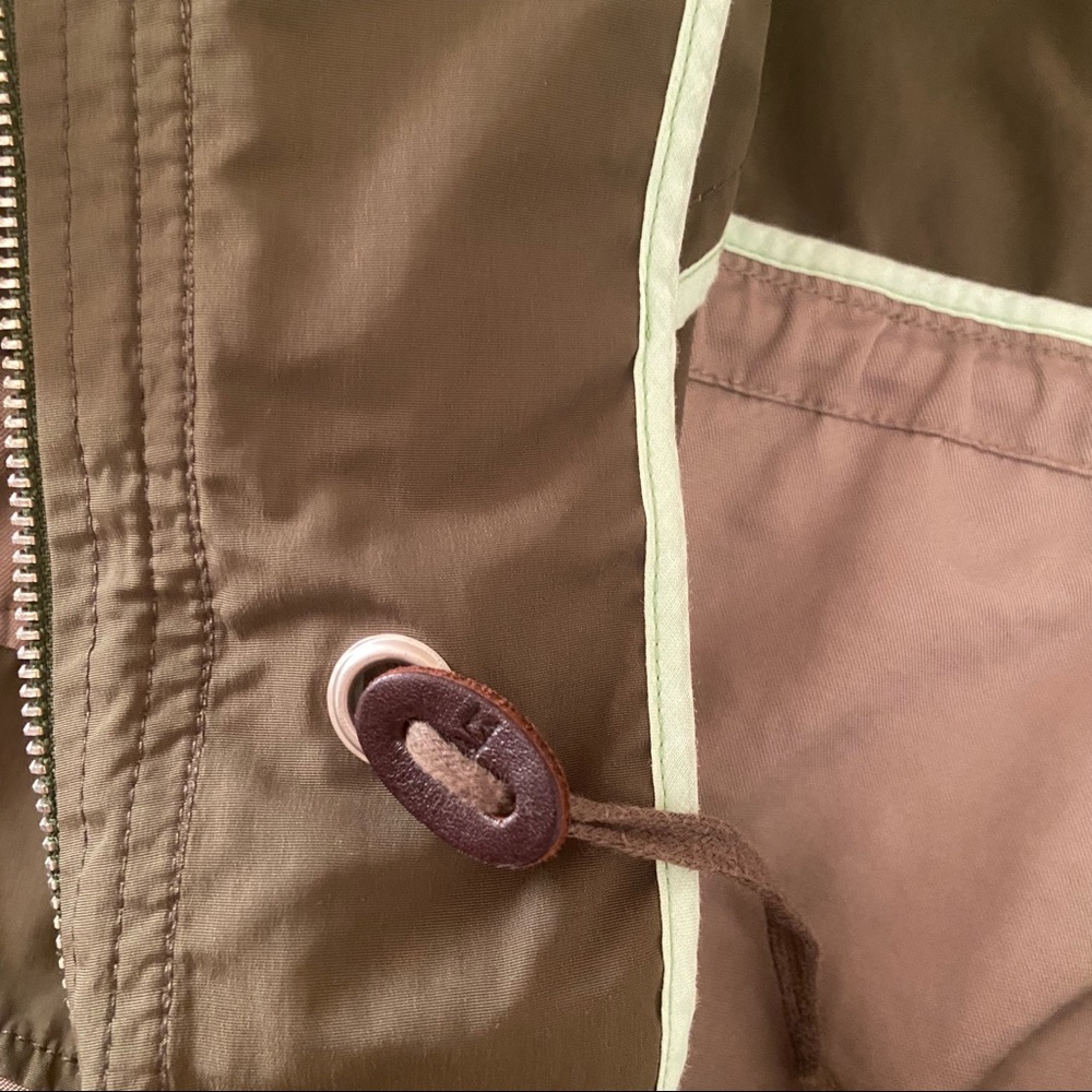 Coat - Picture 4 of 4